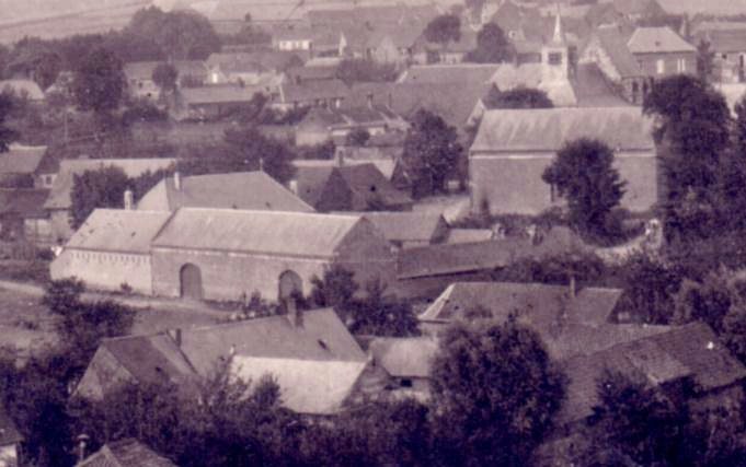 Village eglise detail.JPG