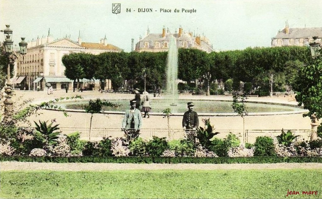 Dijon - Place du Peuple.jpg