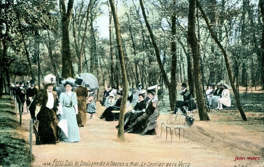 Paris - Bois de Boulogne de 11 heures à Midi. Le Sentier de la Vertu.jpg