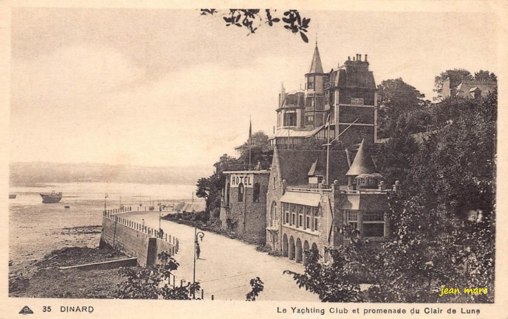 Dinard - Le Yachting-club et promenade du Clair de Lune.jpg