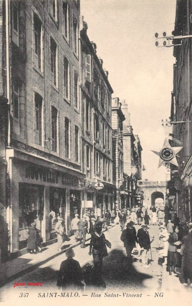 Saint-Malo - Rue Saint-Vincent.jpg