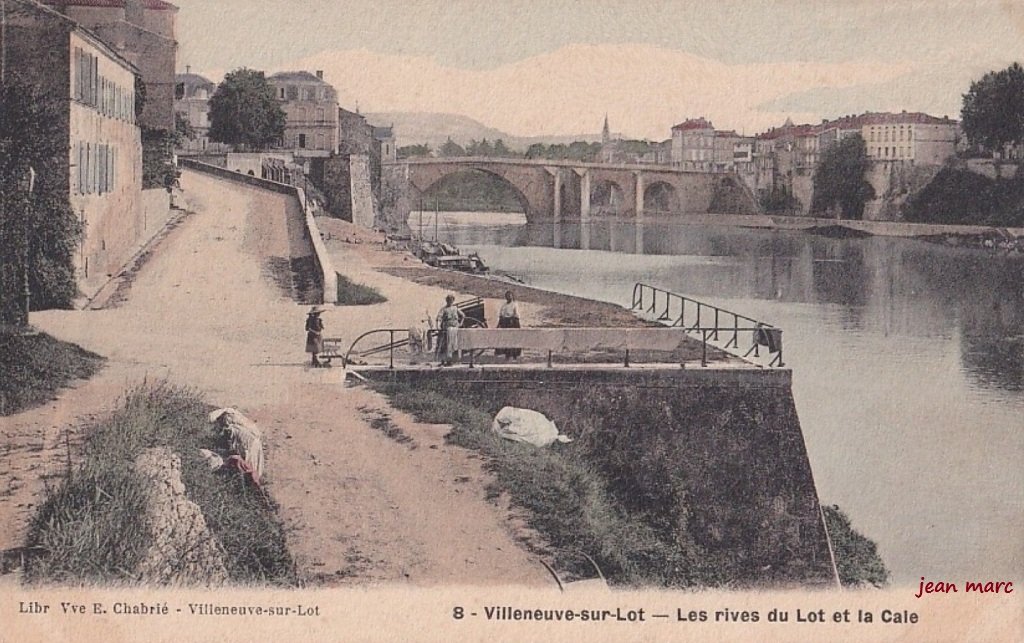 Villeneuve-sur-Lot - Les Rives du Lot et la Cale.jpg