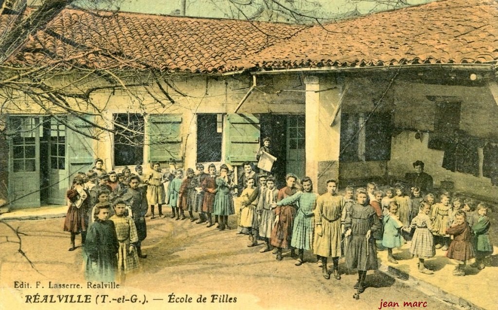 Réalville - École de Filles.jpg