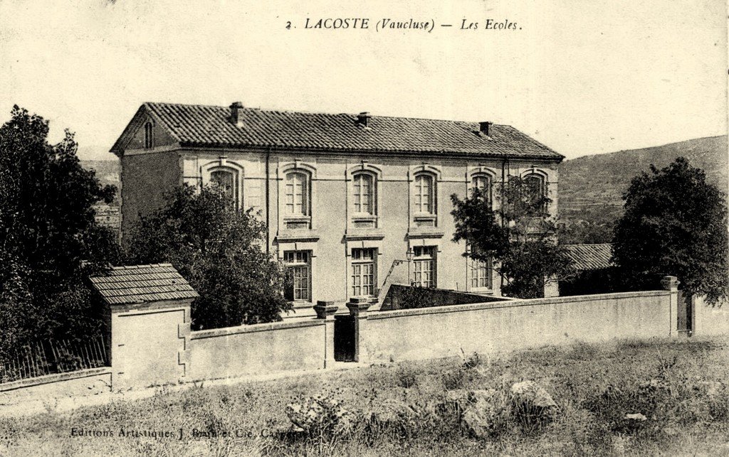 Lacoste 2 84.jpg