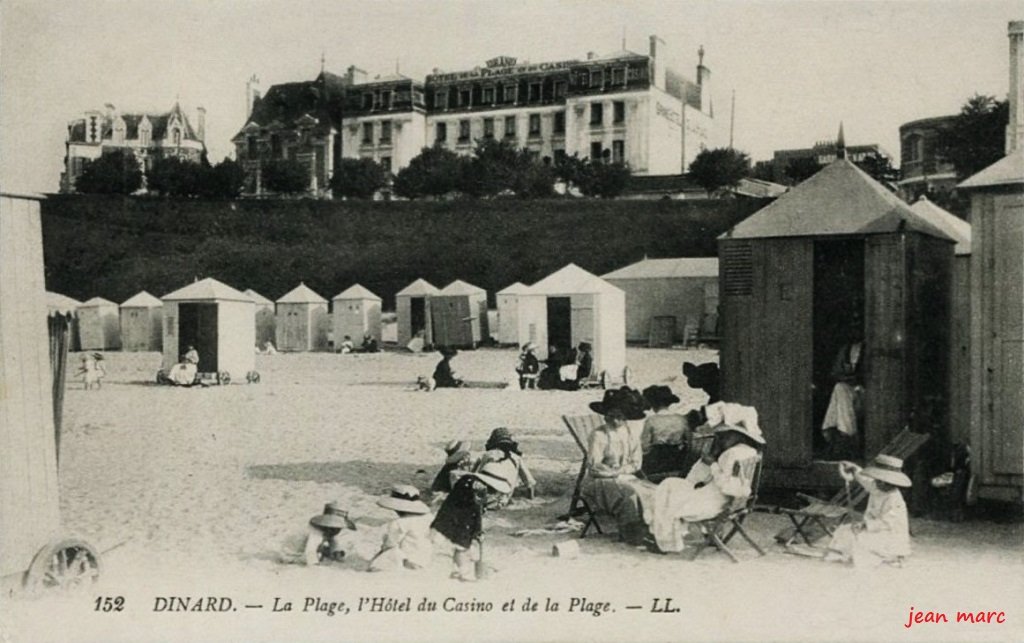 Dinard - La Plage, l'Hôtel du Casino et de la Plage.jpg
