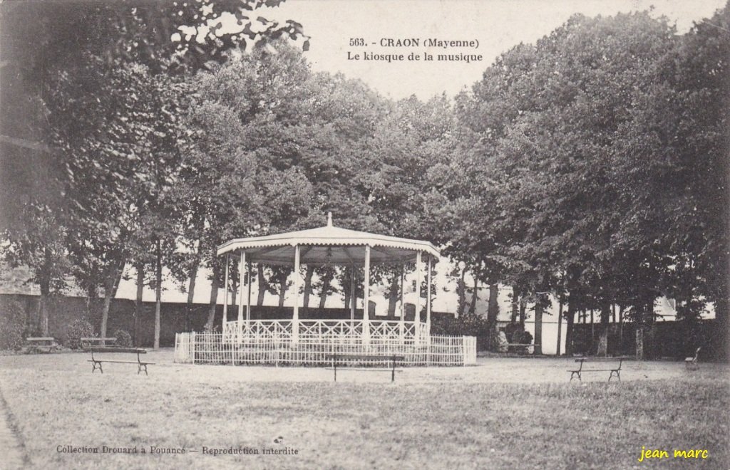 Craon - Le Kiosque de la musique.jpg