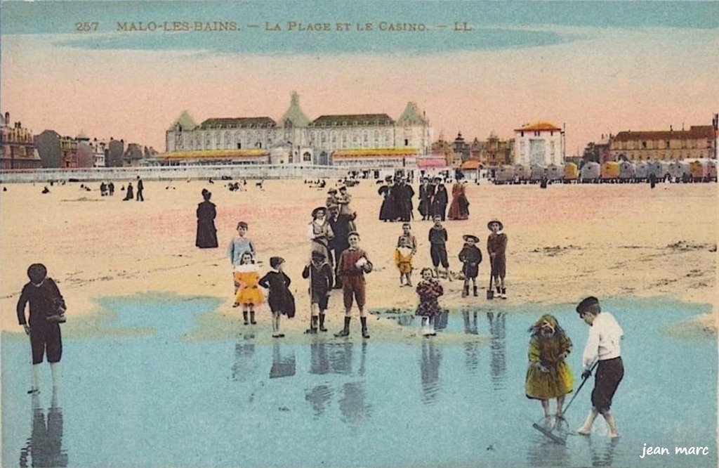 Malo-les-Bains - La Plage et le Casino.jpg