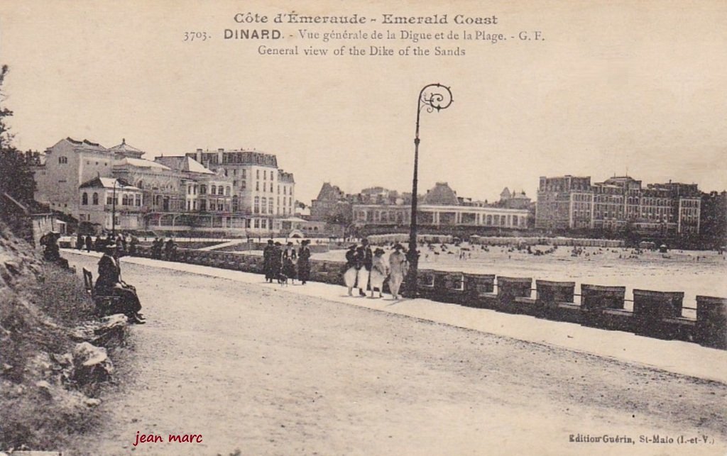 Dinard - Vue générale de la Digue et de la Plage.jpg