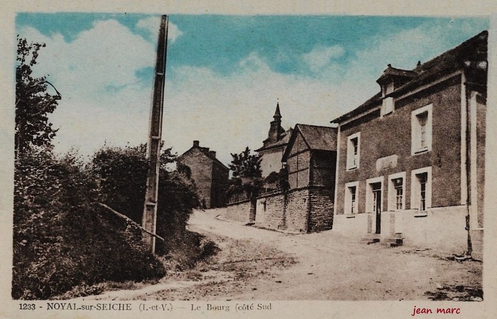 Noyal-sur-Seiche - Le Bourg.jpg
