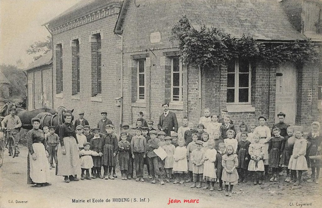 Hodeng - Mairie et École.jpg