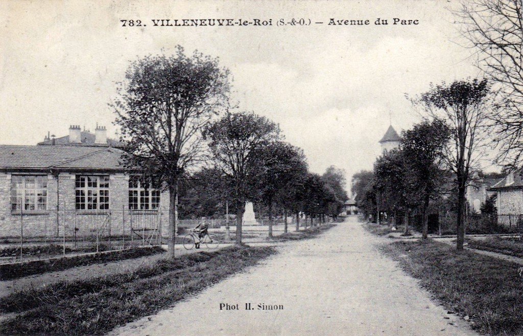Villeneuve le Roi 94.jpg