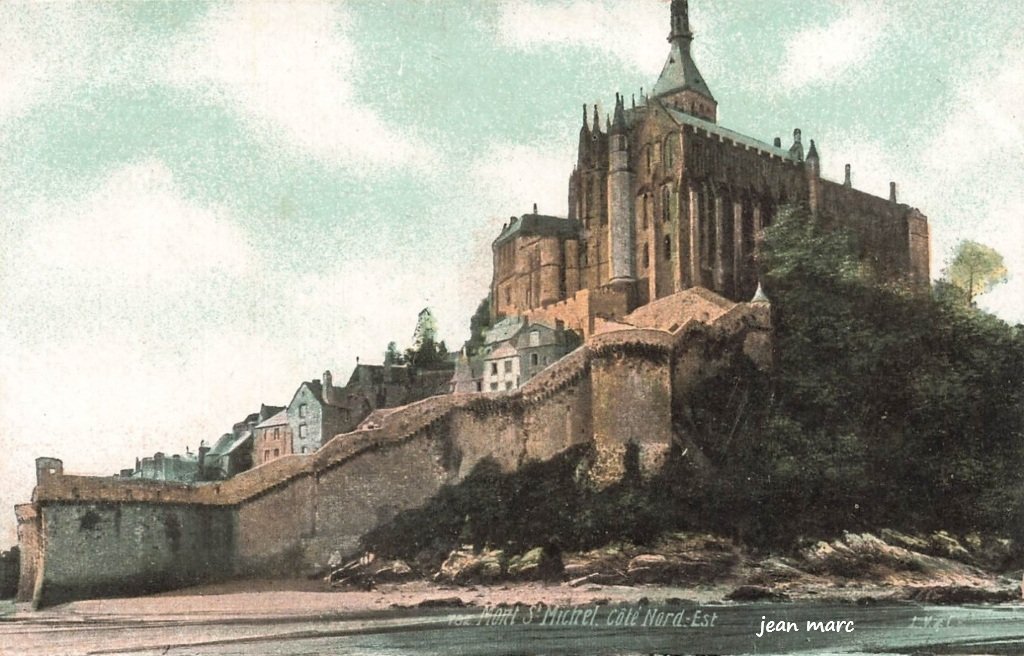 Mont-Saint-Michel - Côté Nord-Est.jpg