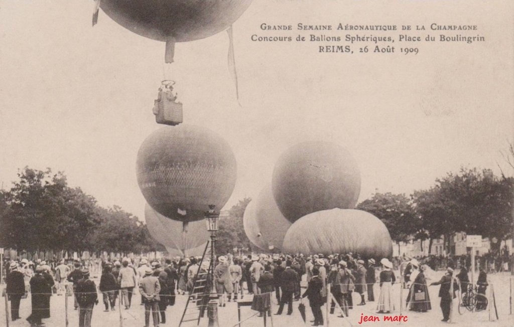 Reims - Concours de ballons sphériques, place du Boulingrin 26 août 1909.jpg
