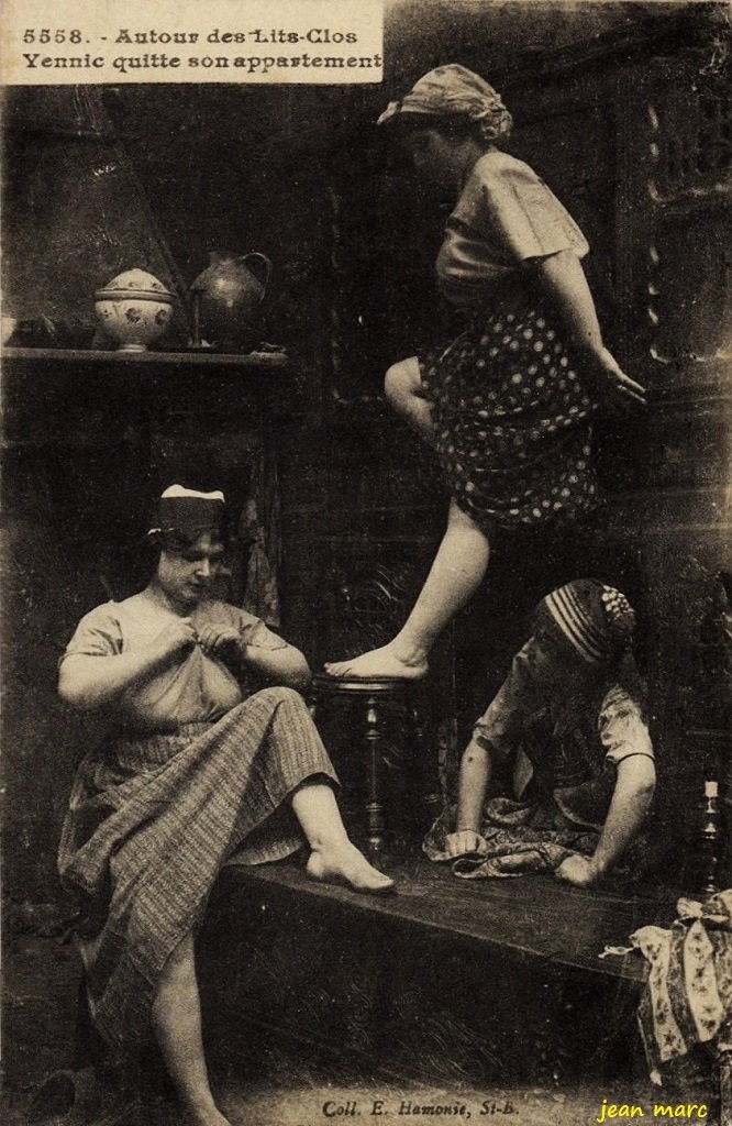 Autour des lits clos.jpg