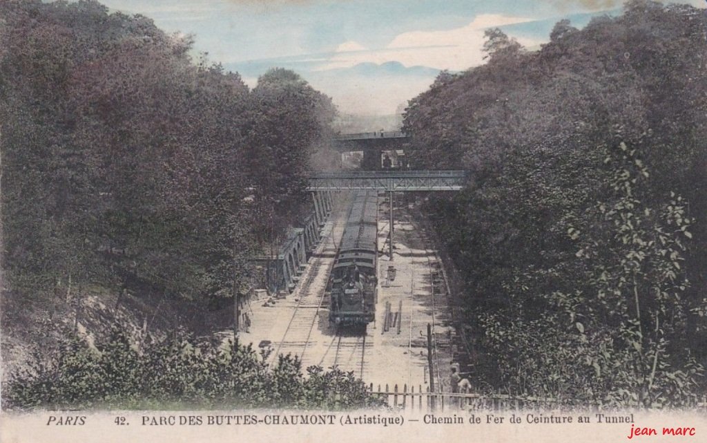 Paris - Buttes-Chaumont - Chemin de Fer de Ceinture au Tunnel.jpg