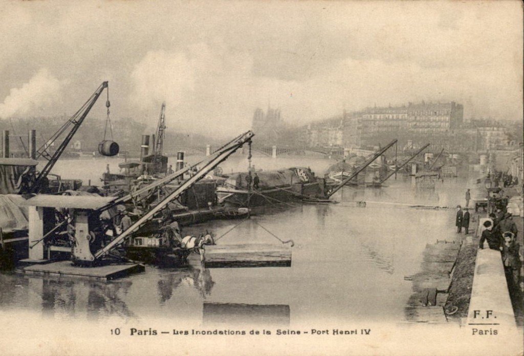 Paris Port Henri IV.jpg