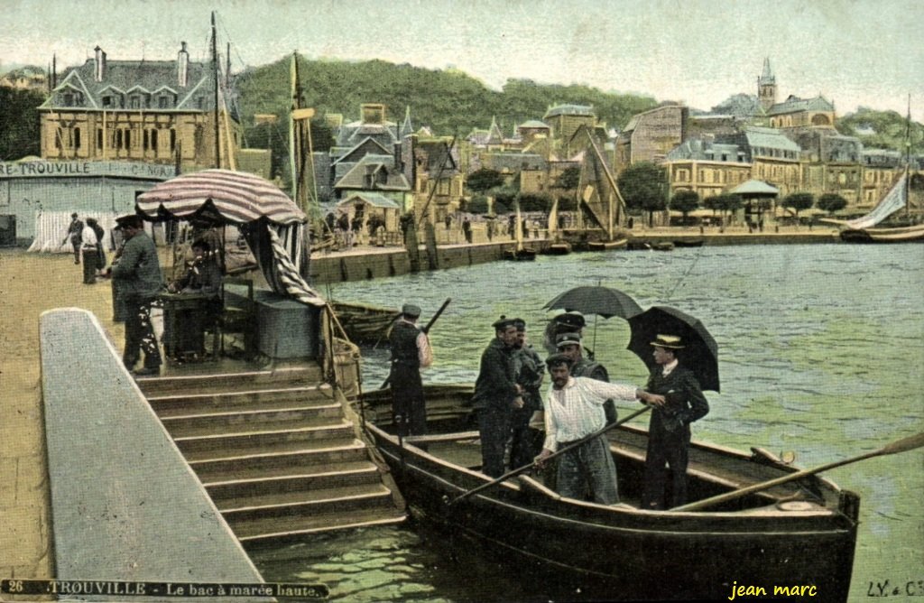 Trouville - Le bac à marée haute.jpg