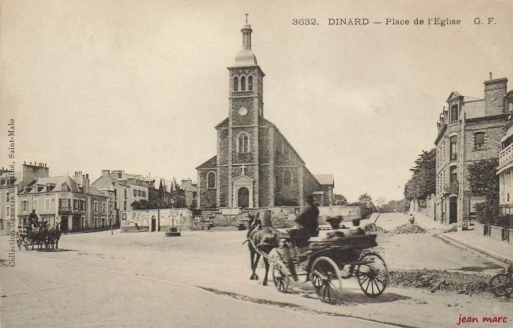 Dinard - Place de l'Église.jpg