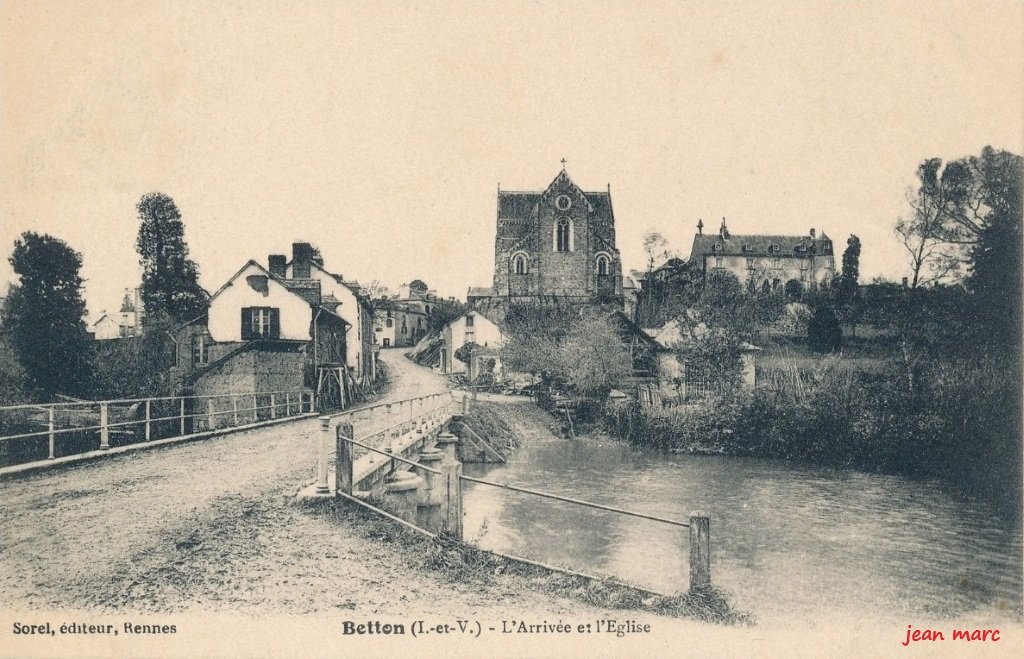 Betton - L'arrivée et l'église.jpg