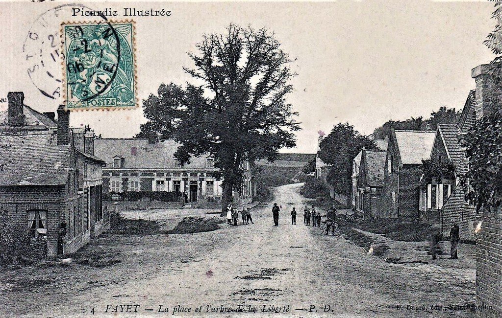 Fayet 02.jpg