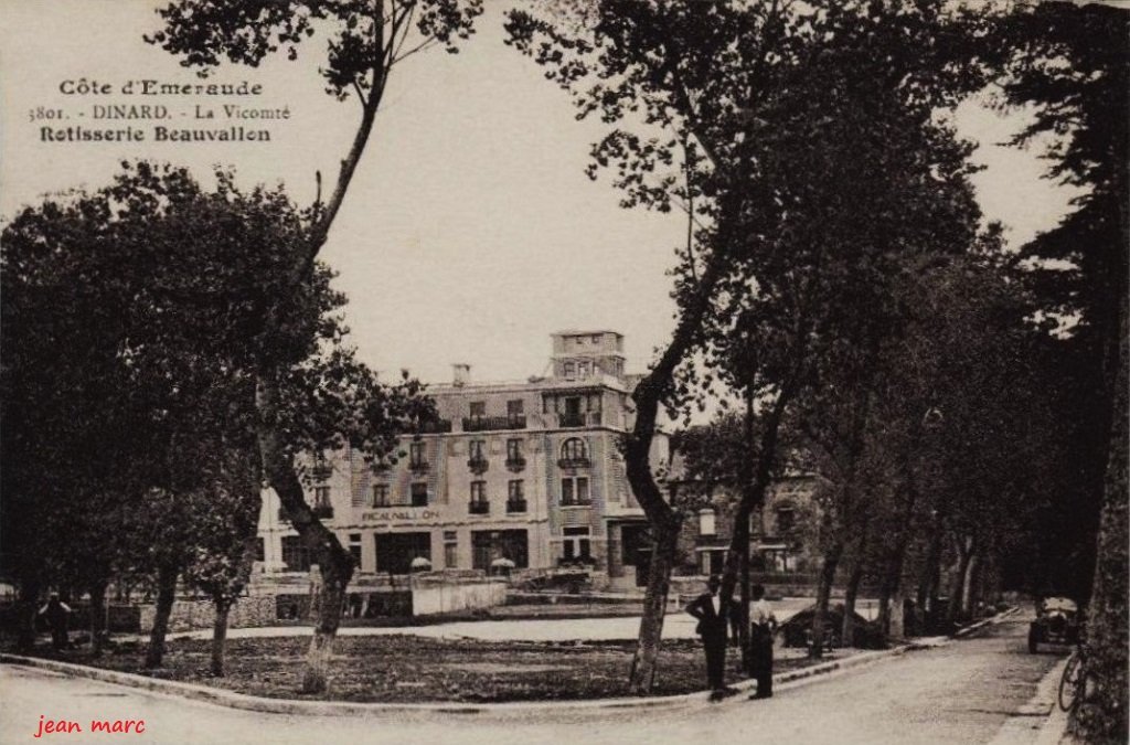 La Vicomté - La Rôtisserie Beauvallon.jpg