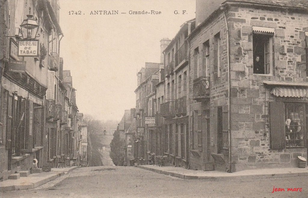 Antrain - Grande Rue 1742 GF.jpg