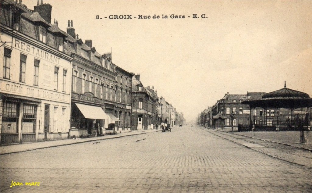 Croix - Rue de la Gare.jpg