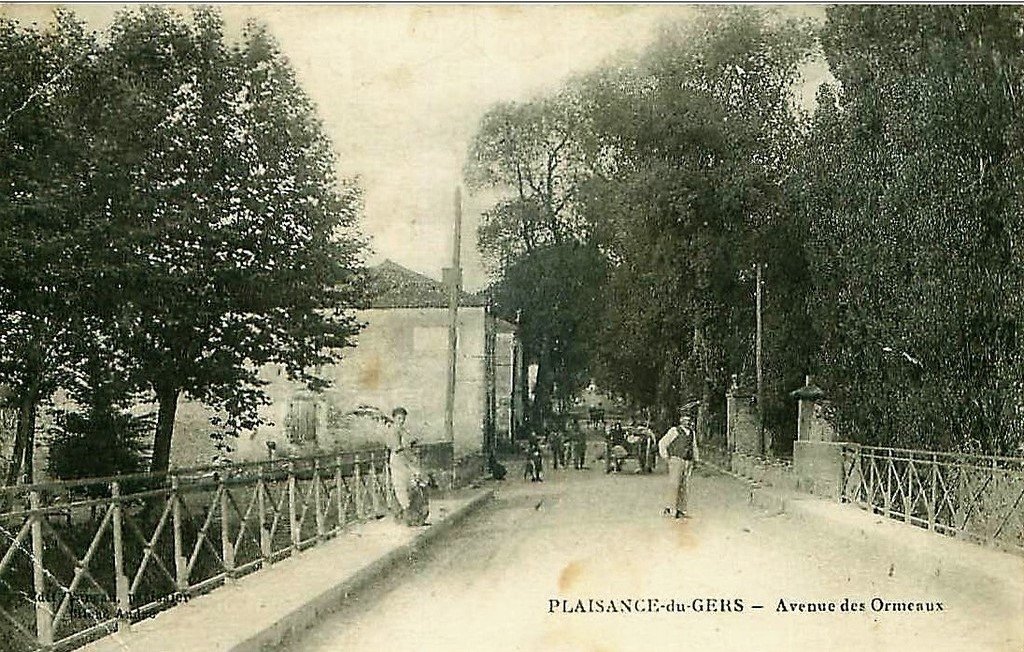 Plaisance du Gers 32.jpg