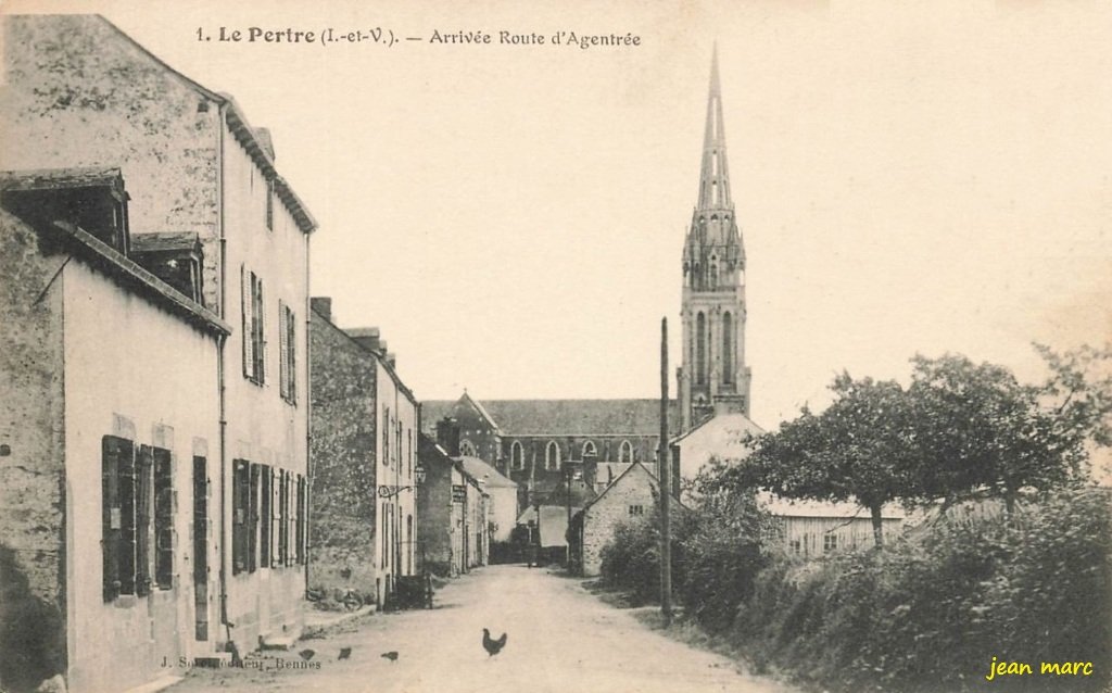 Le Pertre - Arrivée route d'Agentrée.jpg