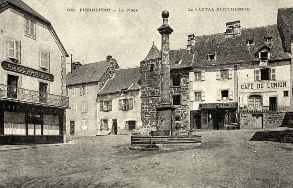 Pierrefort 15.jpg