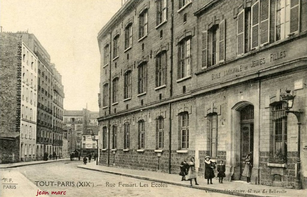 Paris XIXe - Rue Fessart.jpg