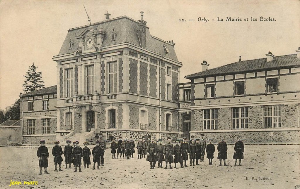 Orly - La Mairie et les Écoles.jpg
