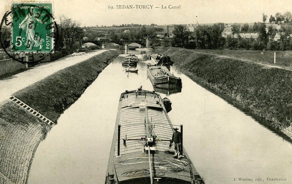 Sedan 69 Canal.jpg
