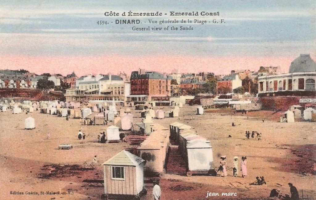 Dinard - Vue générale de la plage.jpg