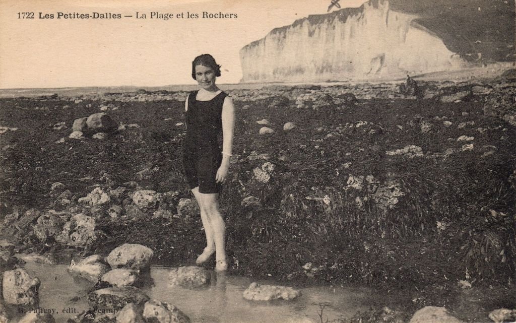76 - LES-PETITES-DALLES - 1722 - La Plage et les Rochers - G. Palfray, éditeur - 17-08-25.jpg