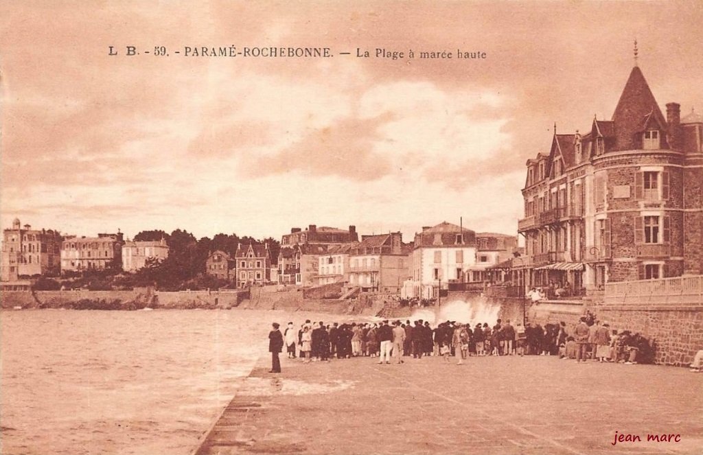 Paramé - La Plage à marée haute.jpg