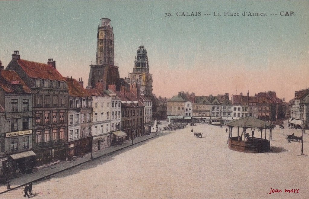 Calais - La Place d'Armes.jpg