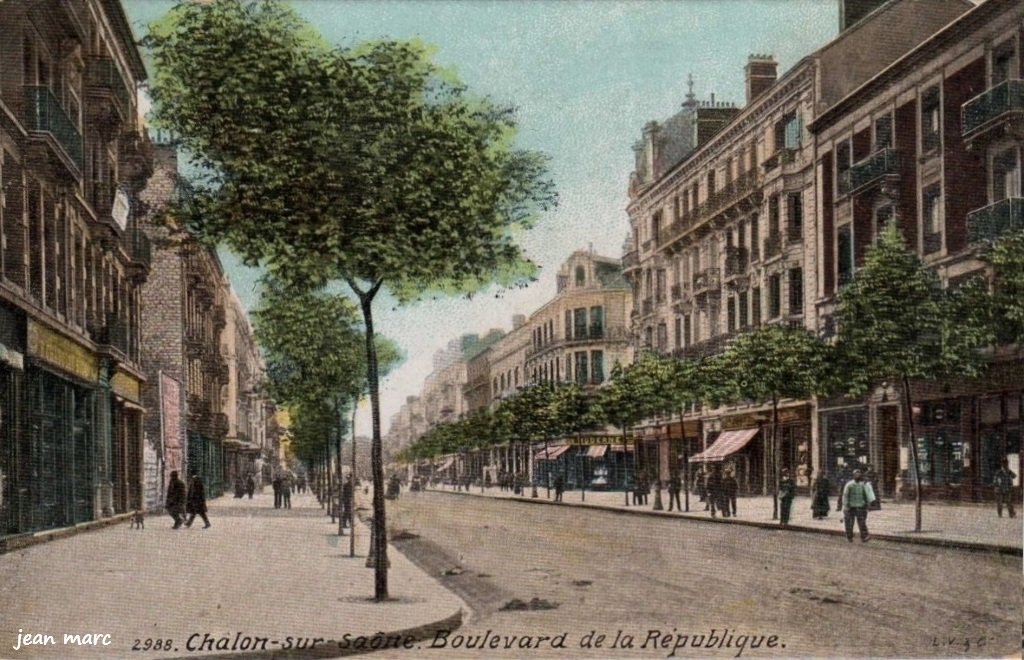 Chalon-sur-Saône - Boulevard de la République.jpg