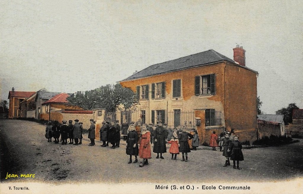 Méré - École communale.jpg