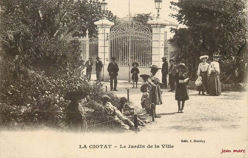 La Ciotat - Le Jardin de la Ville.jpg