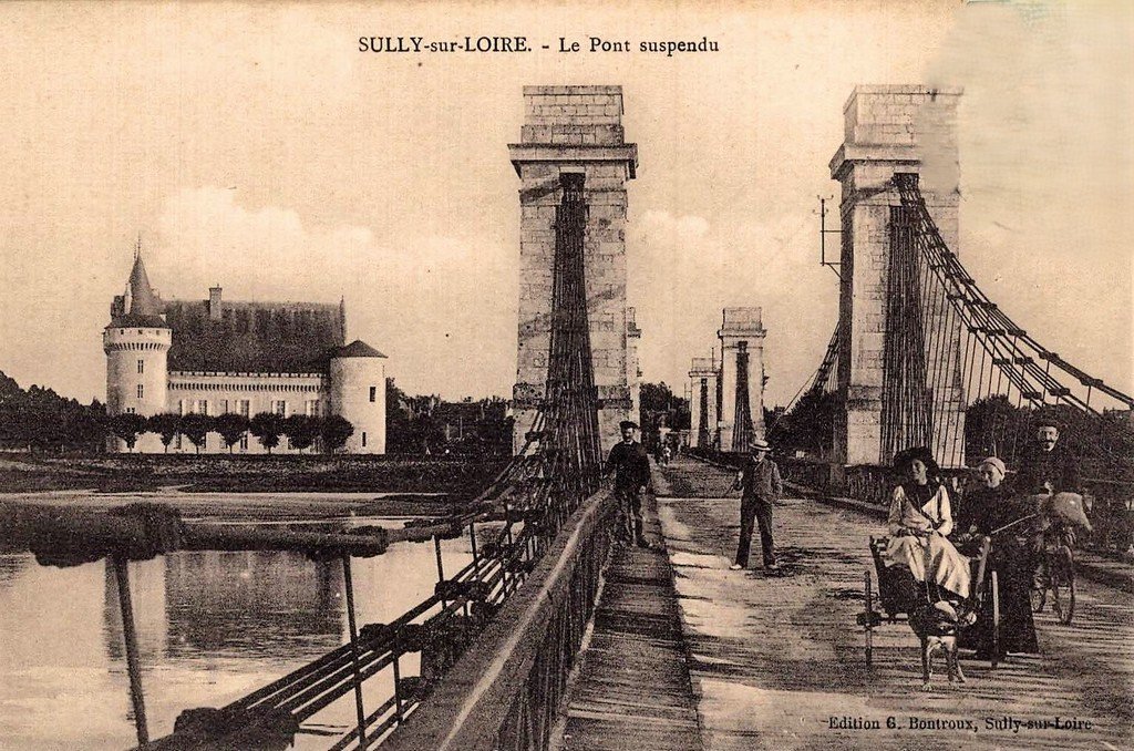 Sully sur Loire 45.jpg