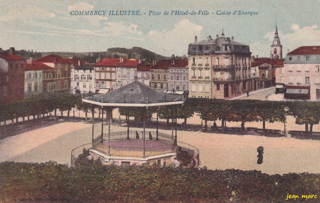 Commercy - Place de l'Hôtel de Ville - Caisse d'Epargne.jpg