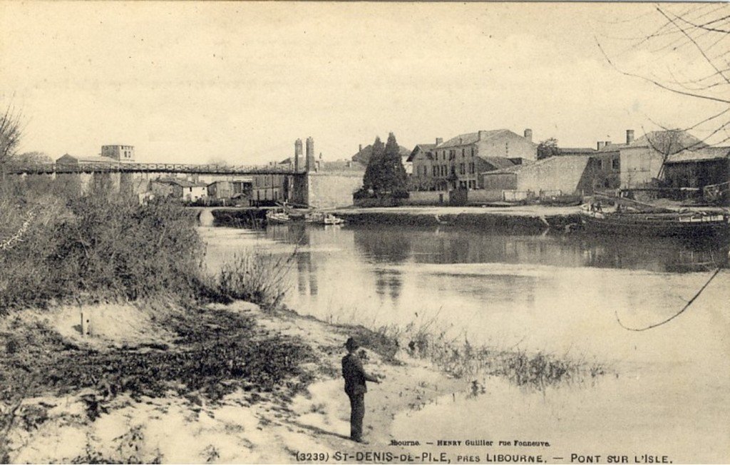 Saint-Denis de Pile 3239 HG.jpg