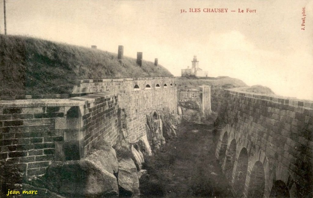 Iles Chausey - Le Fort.jpg