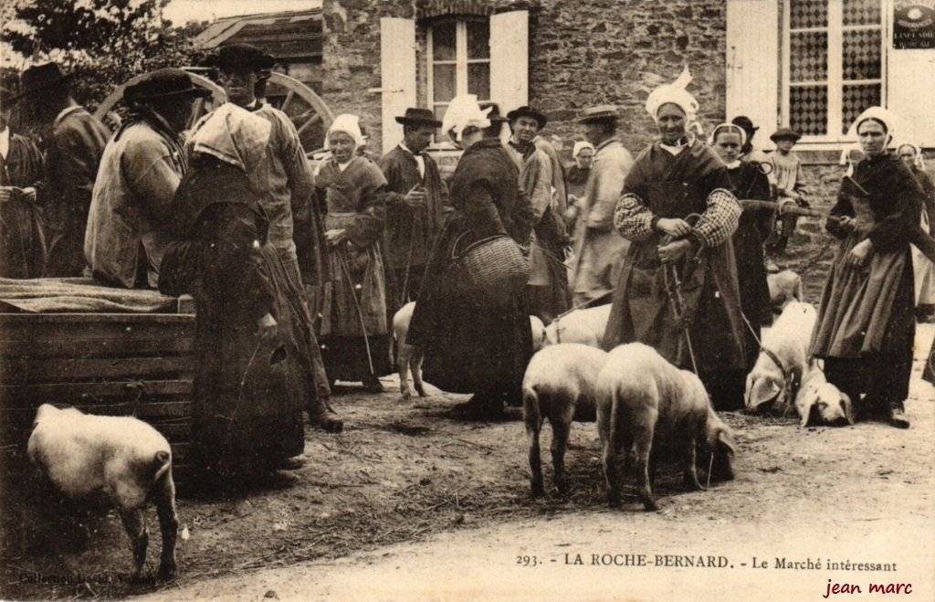La Roche-Bernard - Le Marché intéressant.jpg