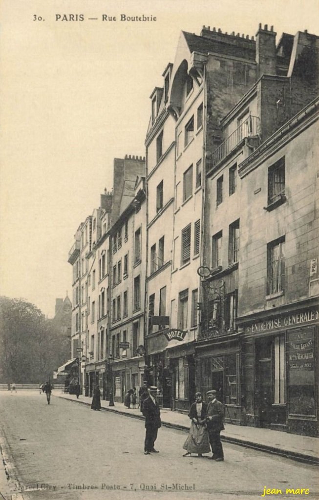 Paris Ve - Rue Boutebrie.jpg