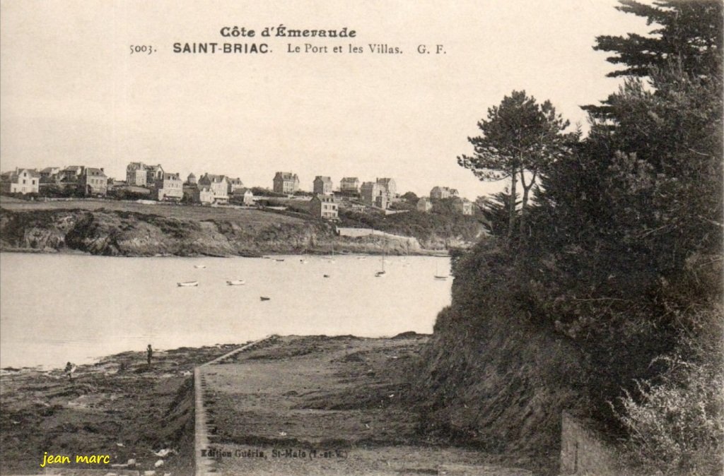 Saint-Briac - Le Port et les Villas.jpg