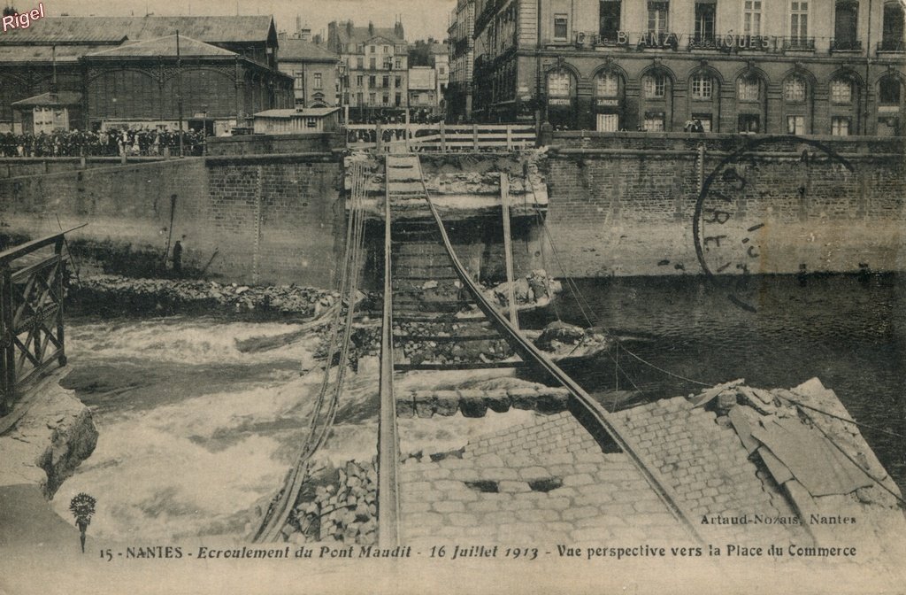 44-Nantes - Ecroulement Pont Maudit.jpg
