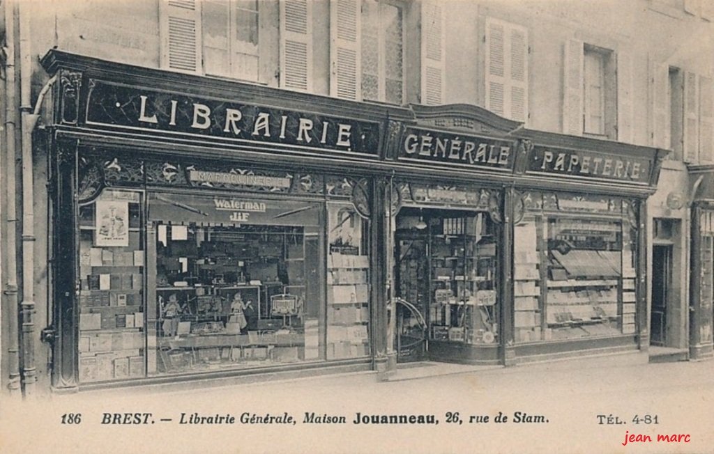 Brest - Maison Jouanneau, Librairie Papeterie 26 rue de Siam.jpg