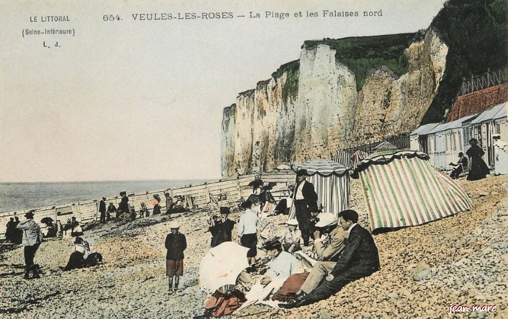 Veules-les-Roses - La Plage et les Falaises nord.jpg